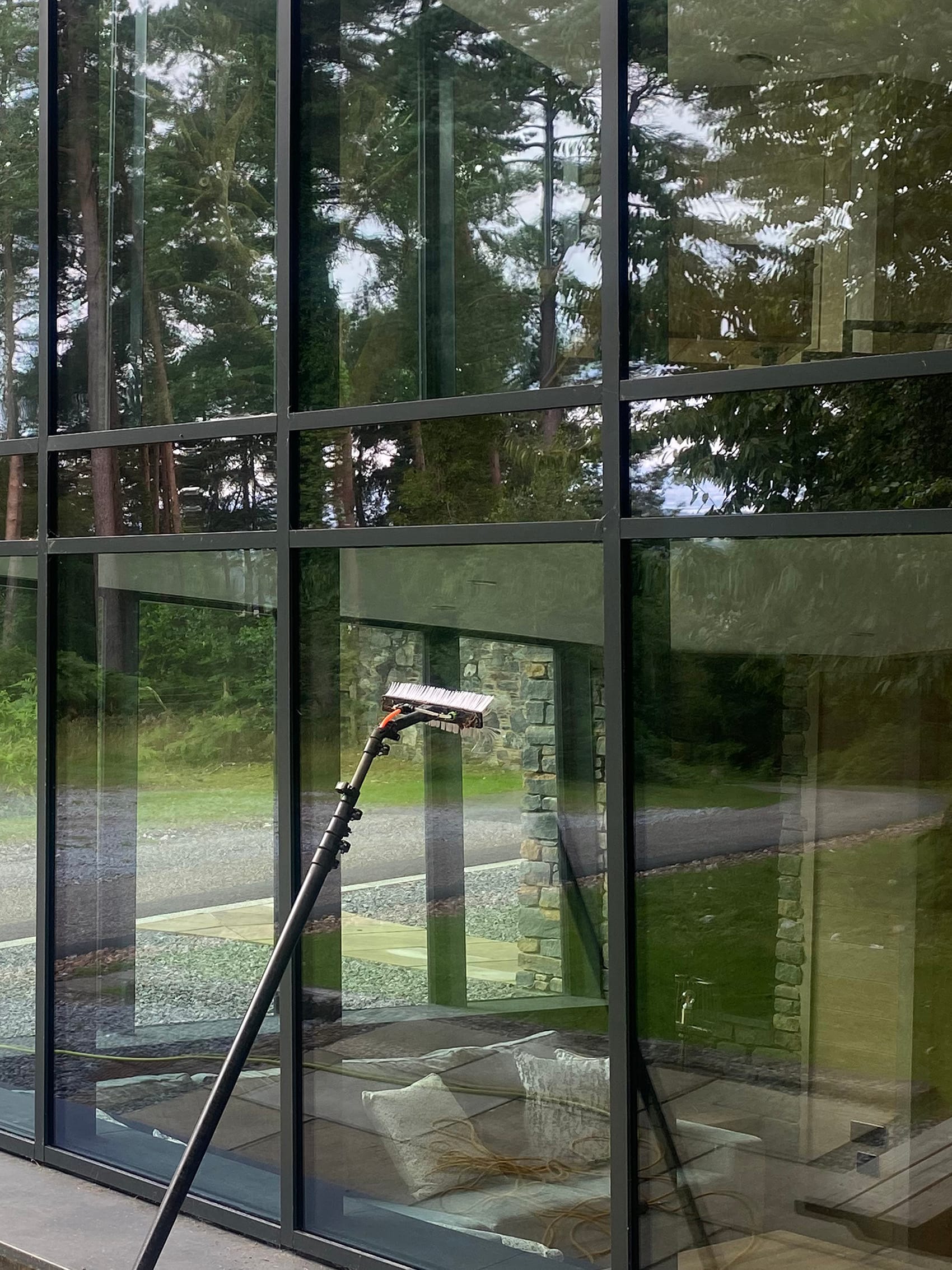WINDOW CLEANING MAIN-PROCLEANINGTORBAY